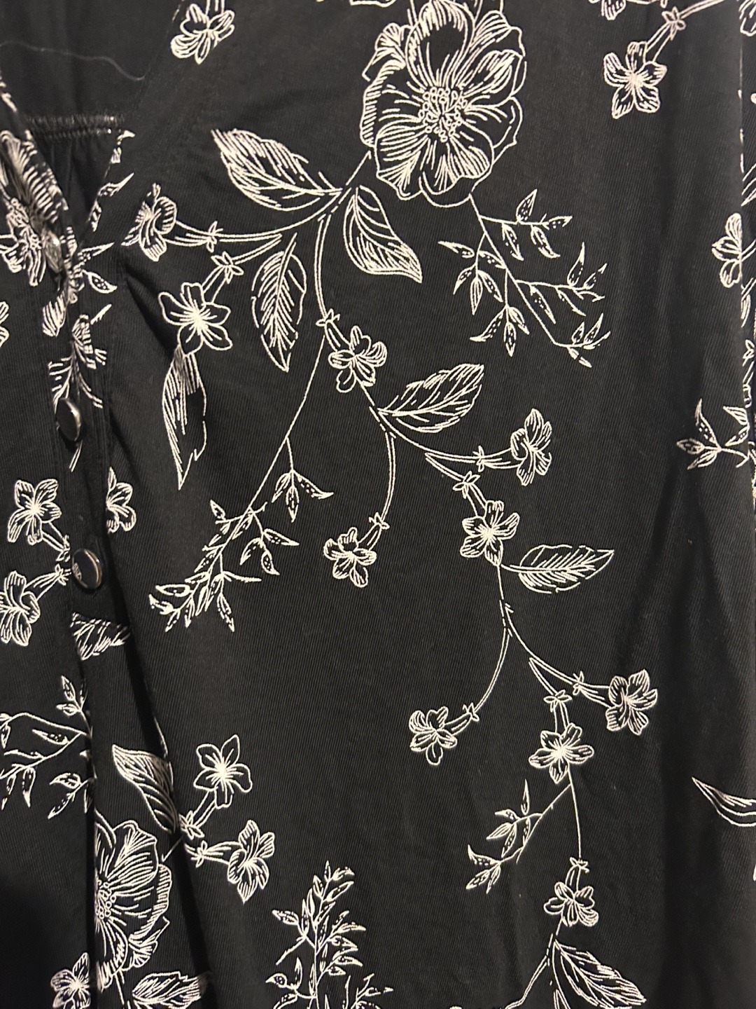 Women's Black and White Floral Blouse, Size 1X - photo 3