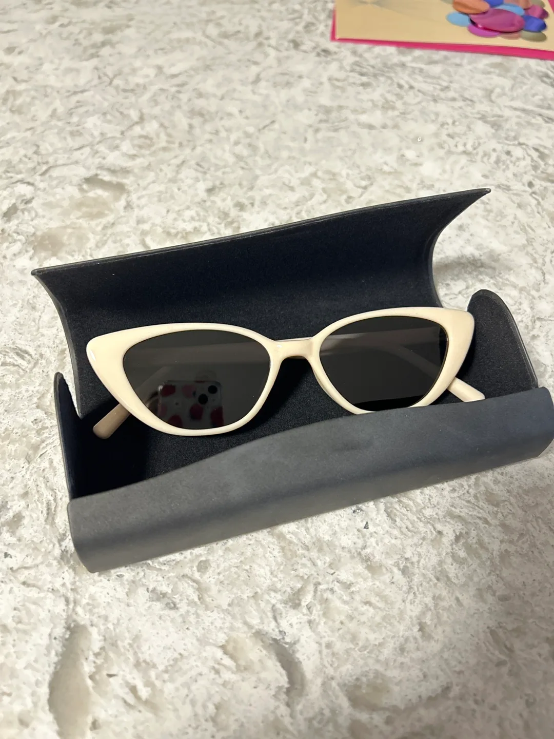 Cream Cat Eye Sunglasses with Case thumbnail