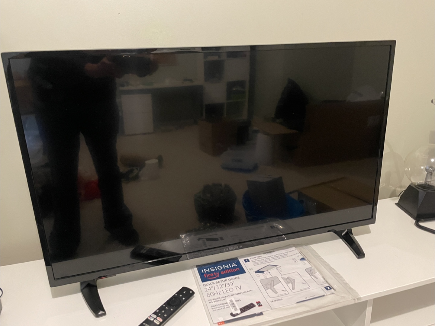 Insignia Fire TV 39 inch - photo 2