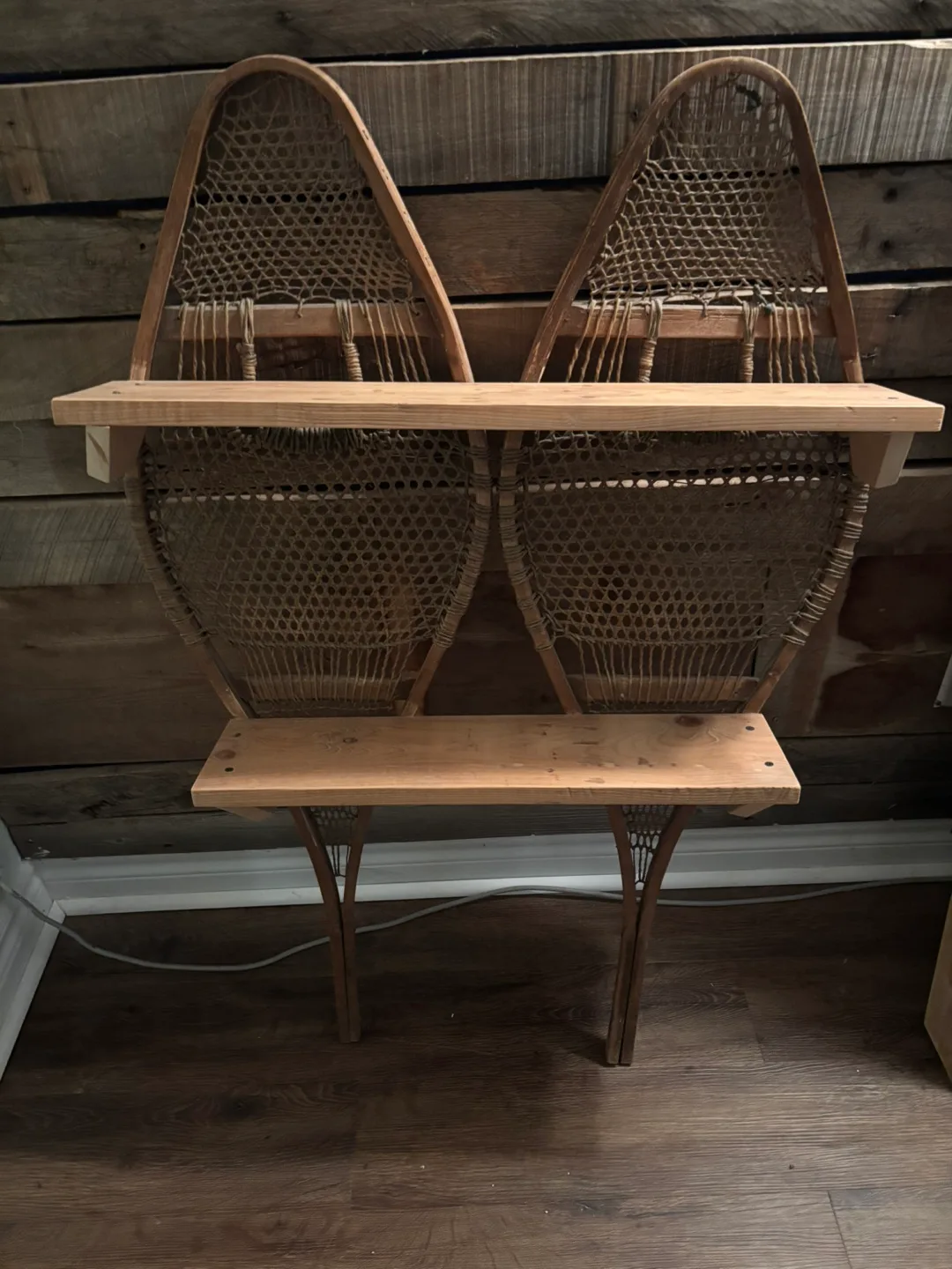 Rustic Snowshoe Shelf🏒 thumbnail