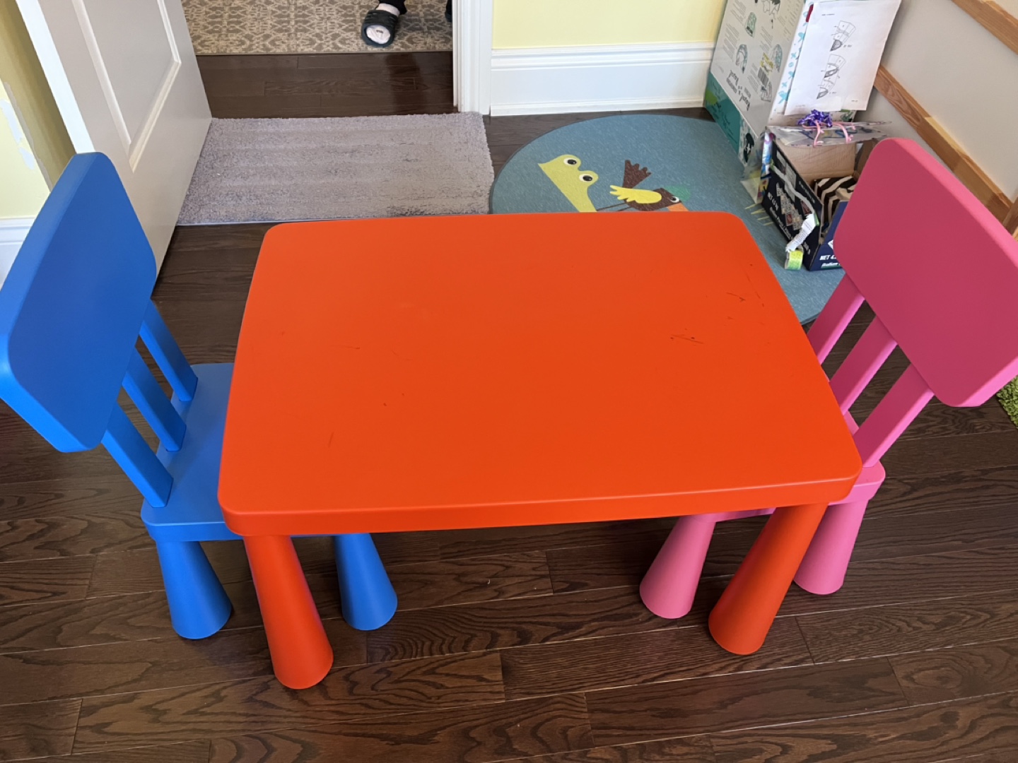 Kids Table and Two Chairs Set - photo 2