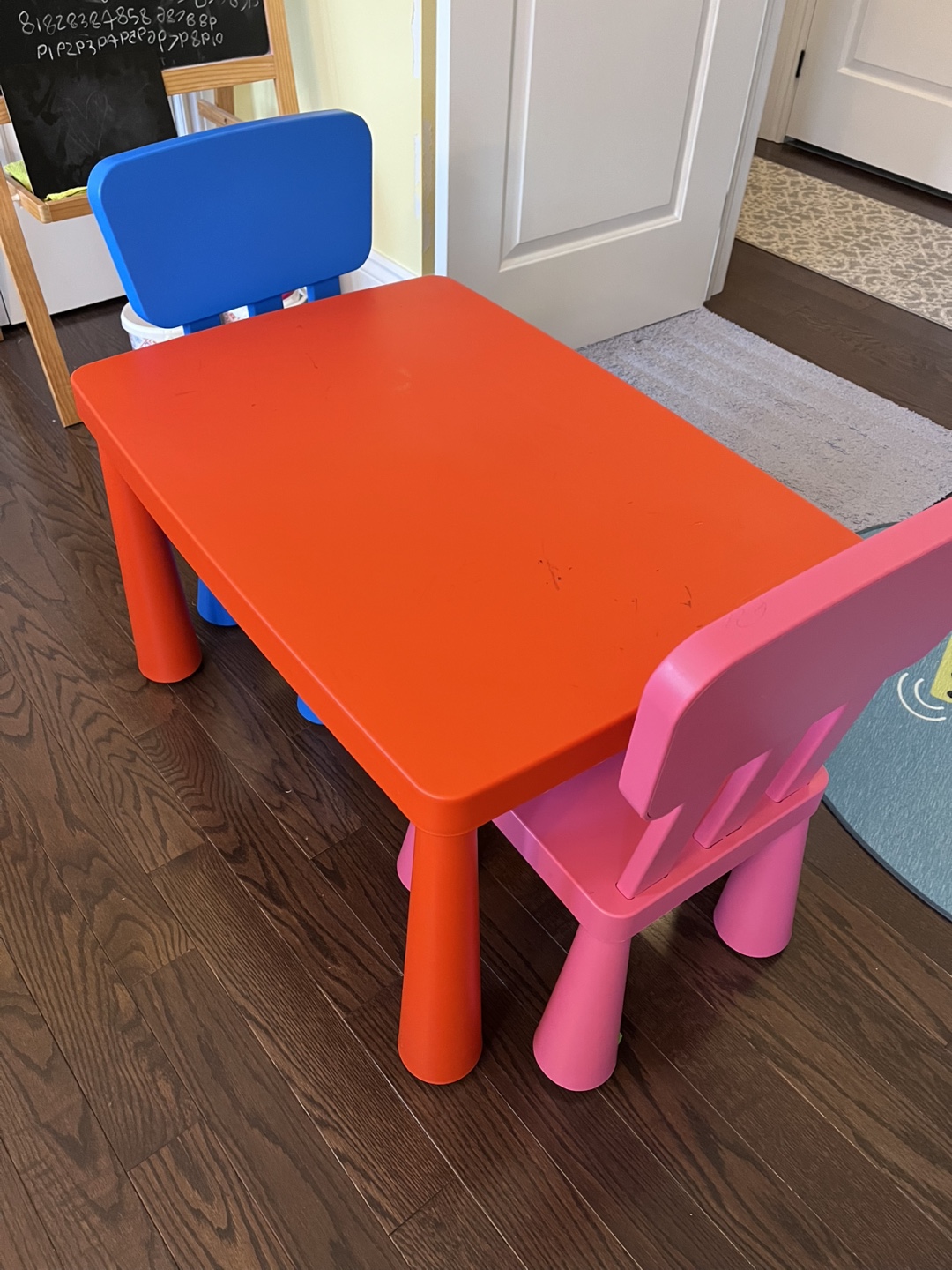 Kids Table and Two Chairs Set