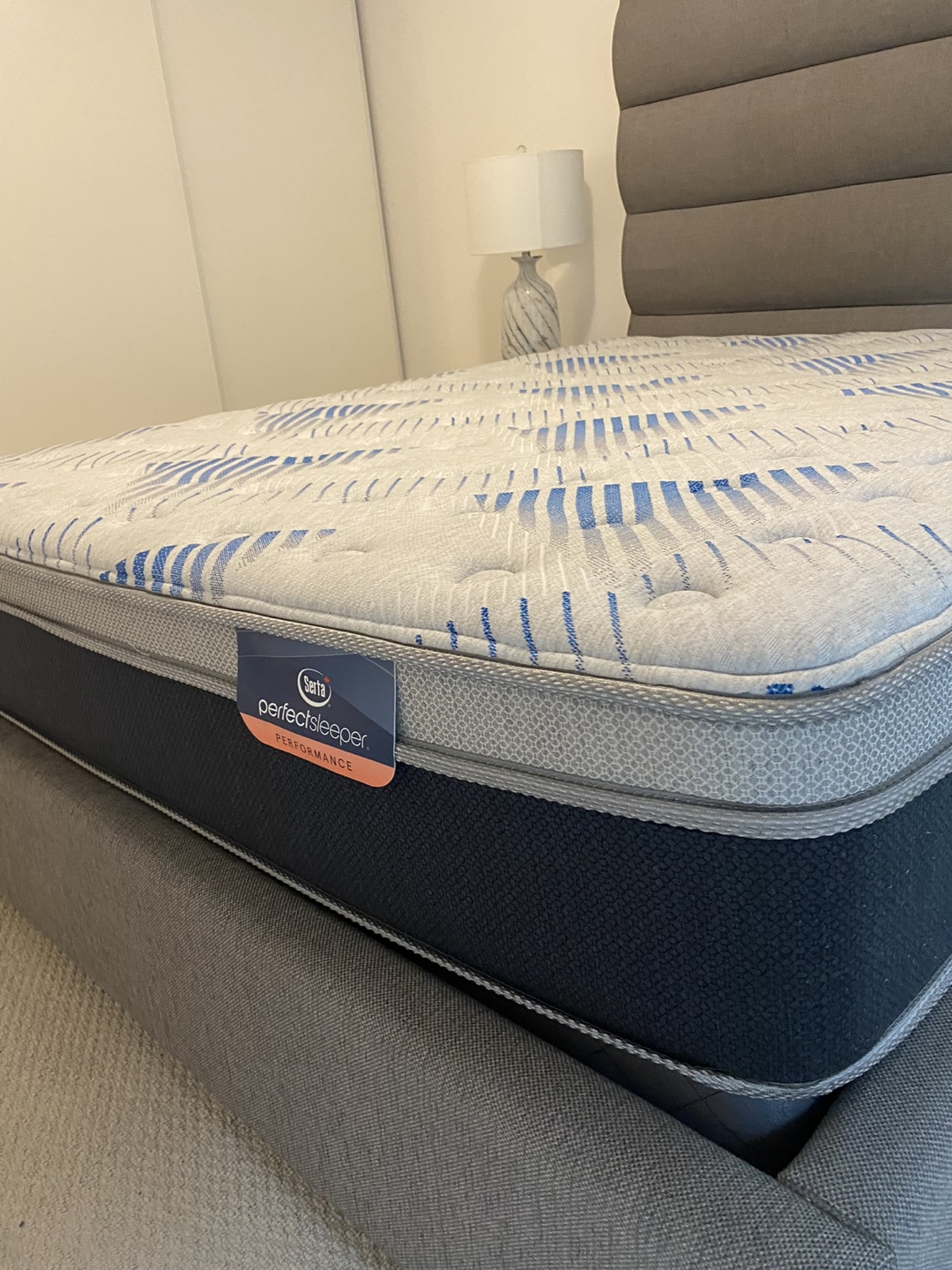 Queen Size Bed Frame with Serta Perfect Mattress & Box Spring - photo 2