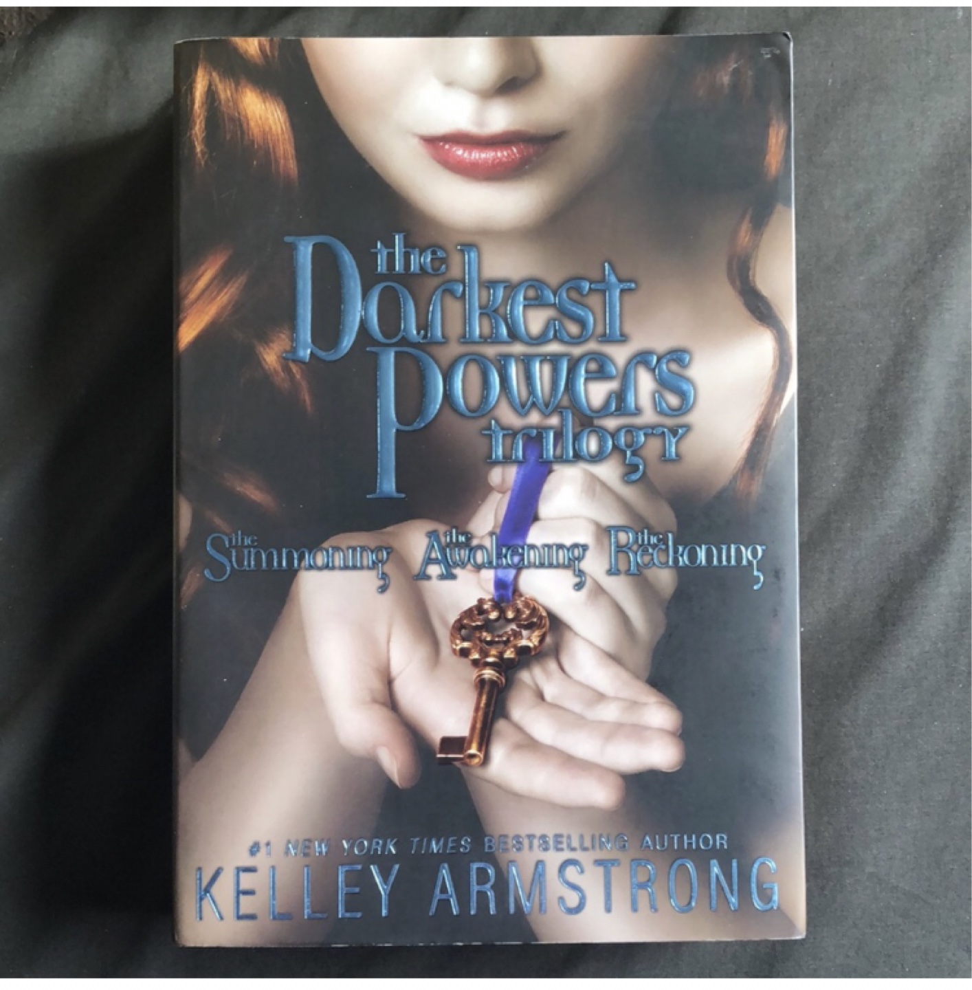 The Darkest Powers Trilogy by Kelley Armstrong 🏒