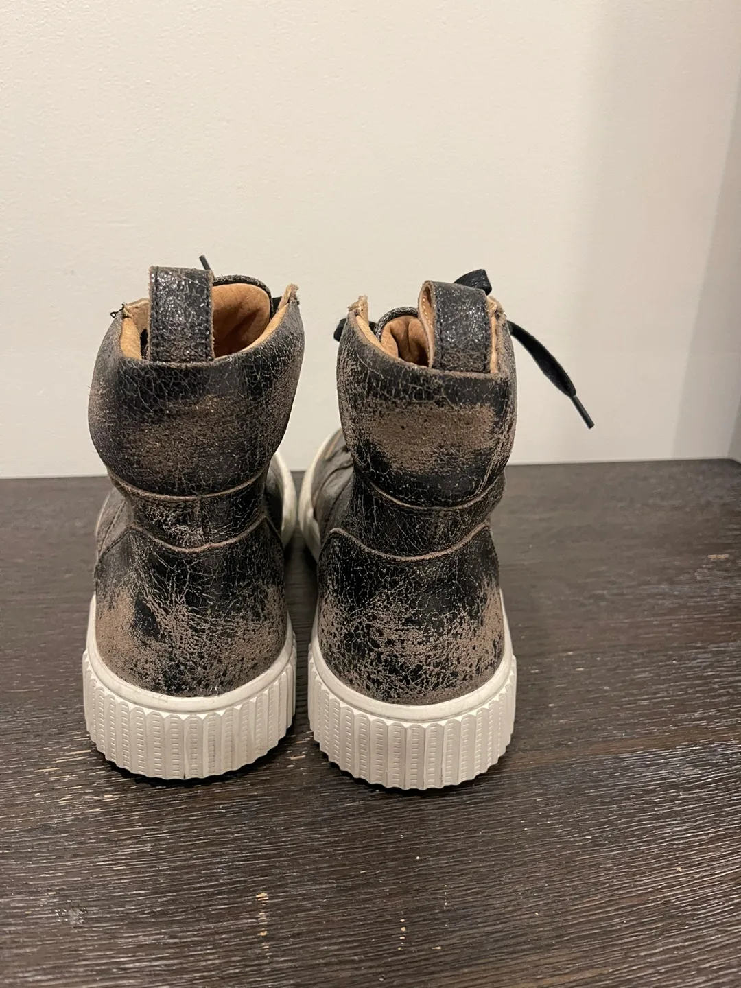 John Varvatos Men's Black Leather High-Top Sneakers image indicator(3)