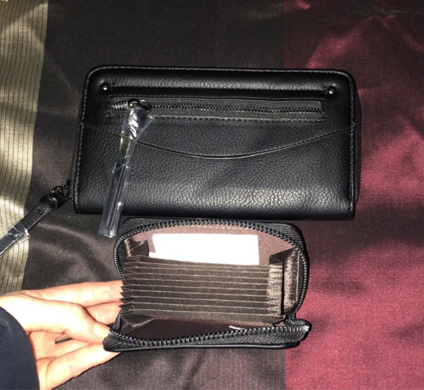 Black Leather Wallet Set image indicator(4)