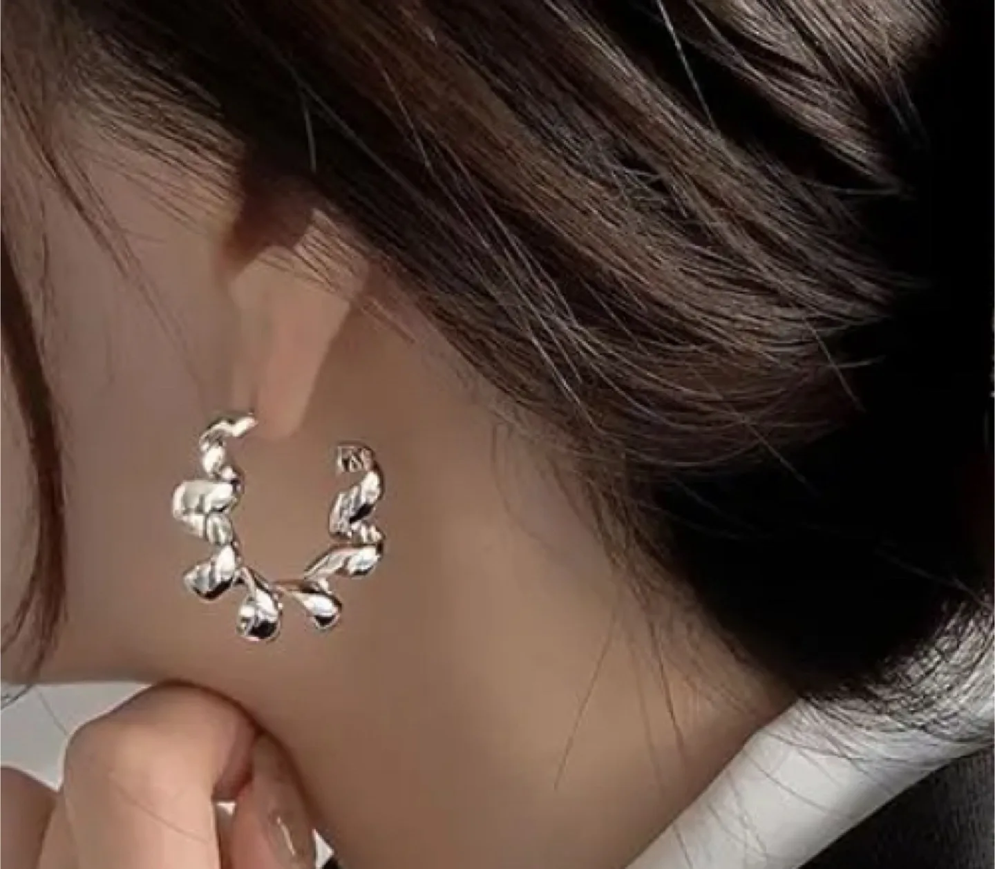 Brand new 3 pairs Star and Swirl Earrings Bundle image indicator(6)