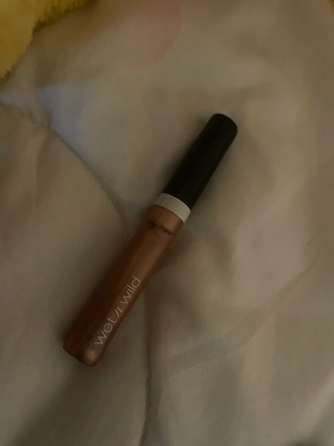 Wet n Wild Lip gloss 🏒 thumbnail