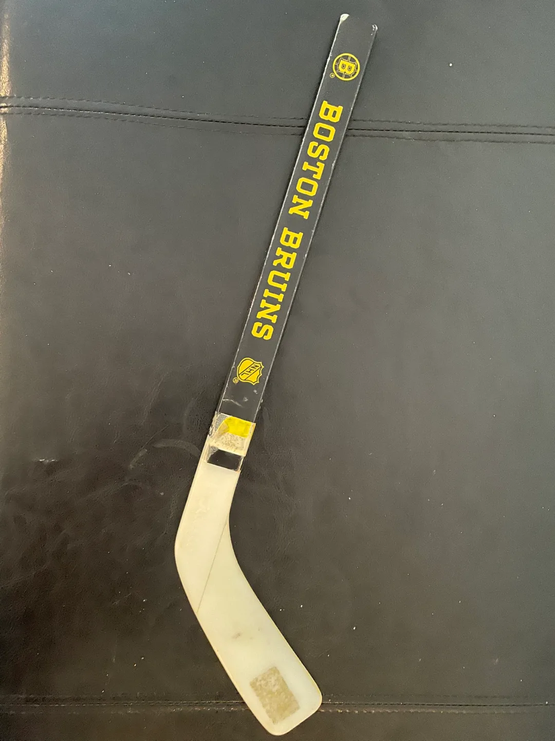 Miniature Boston Bruins Hockey Stick thumbnail