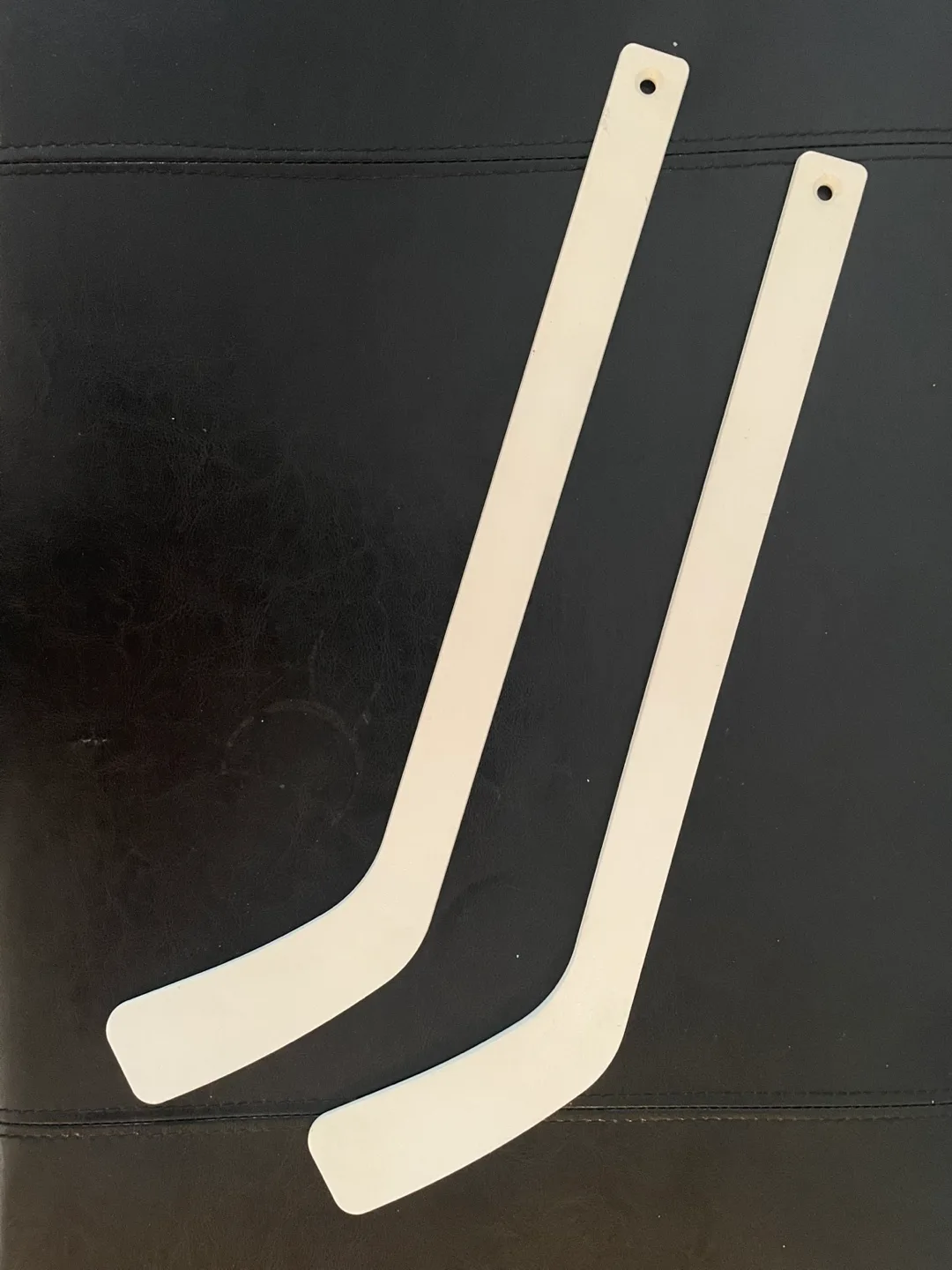 Pair of Mini Hockey Sticks - White thumbnail