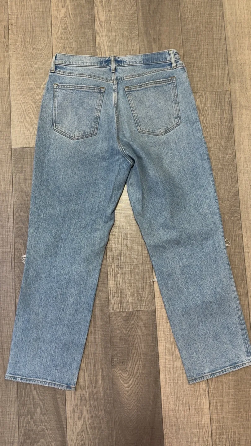 Abercrombie & Fitch 90s Straight Ultra High Rise Jeans image indicator(2)