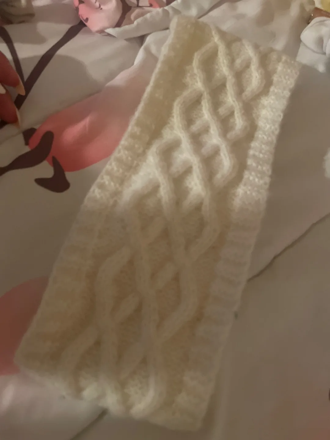 Cream Knit 🏒 thumbnail