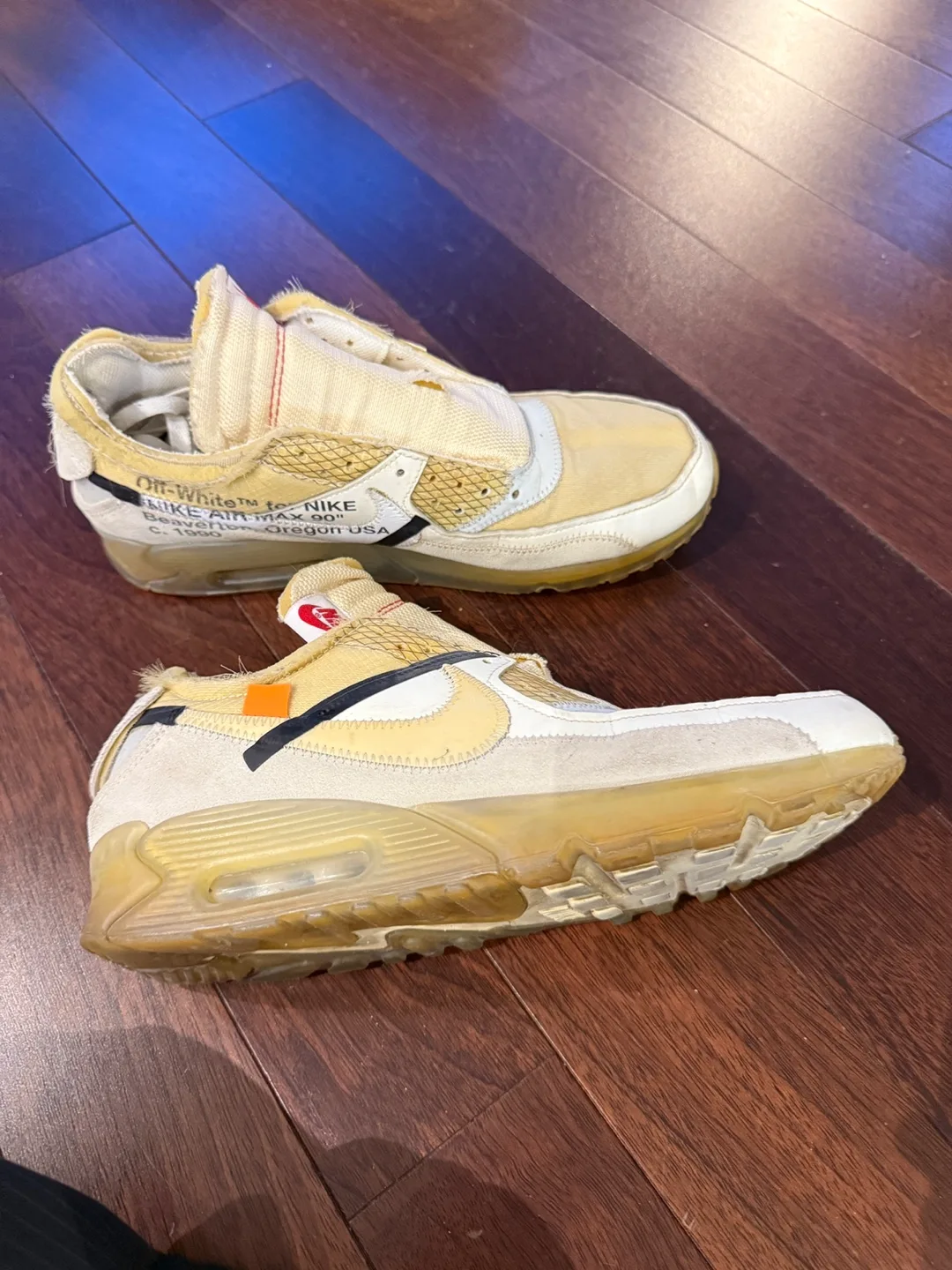 Off-White x Nike Air Max 90 image indicator(2)