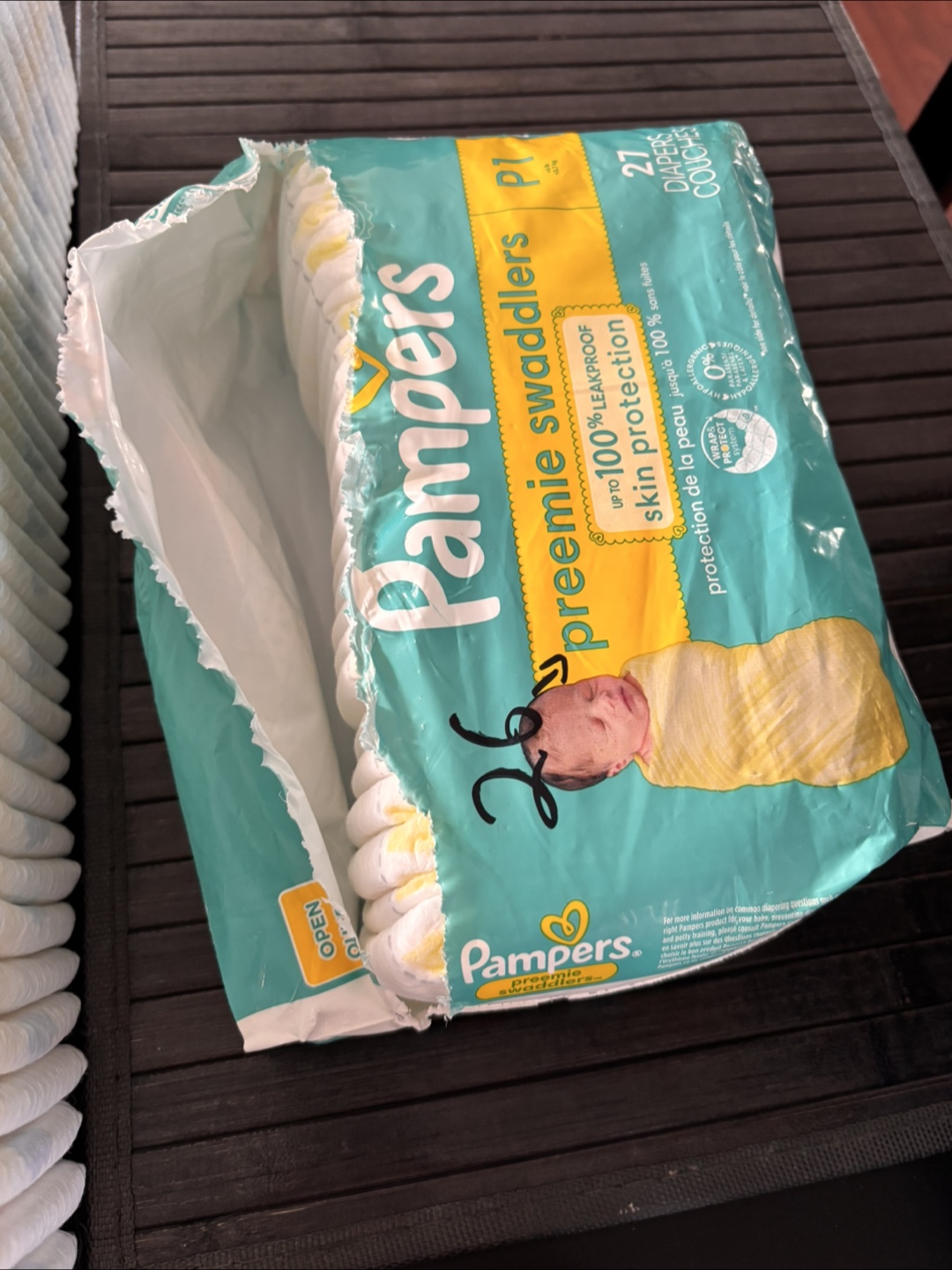 Pampers Preemie Swaddlers