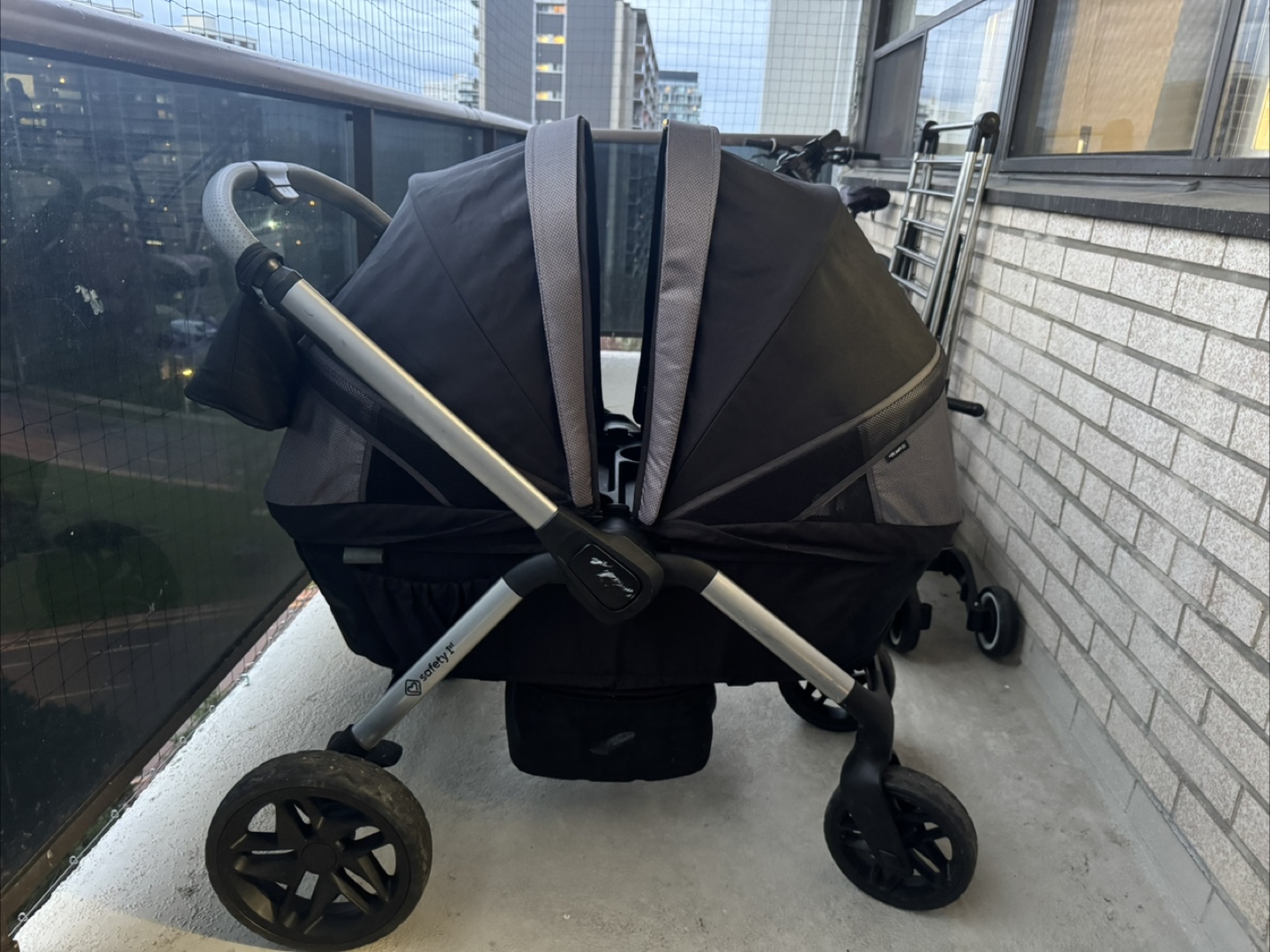 Safety 1st Summit Wagon Stroller - Double - photo 2