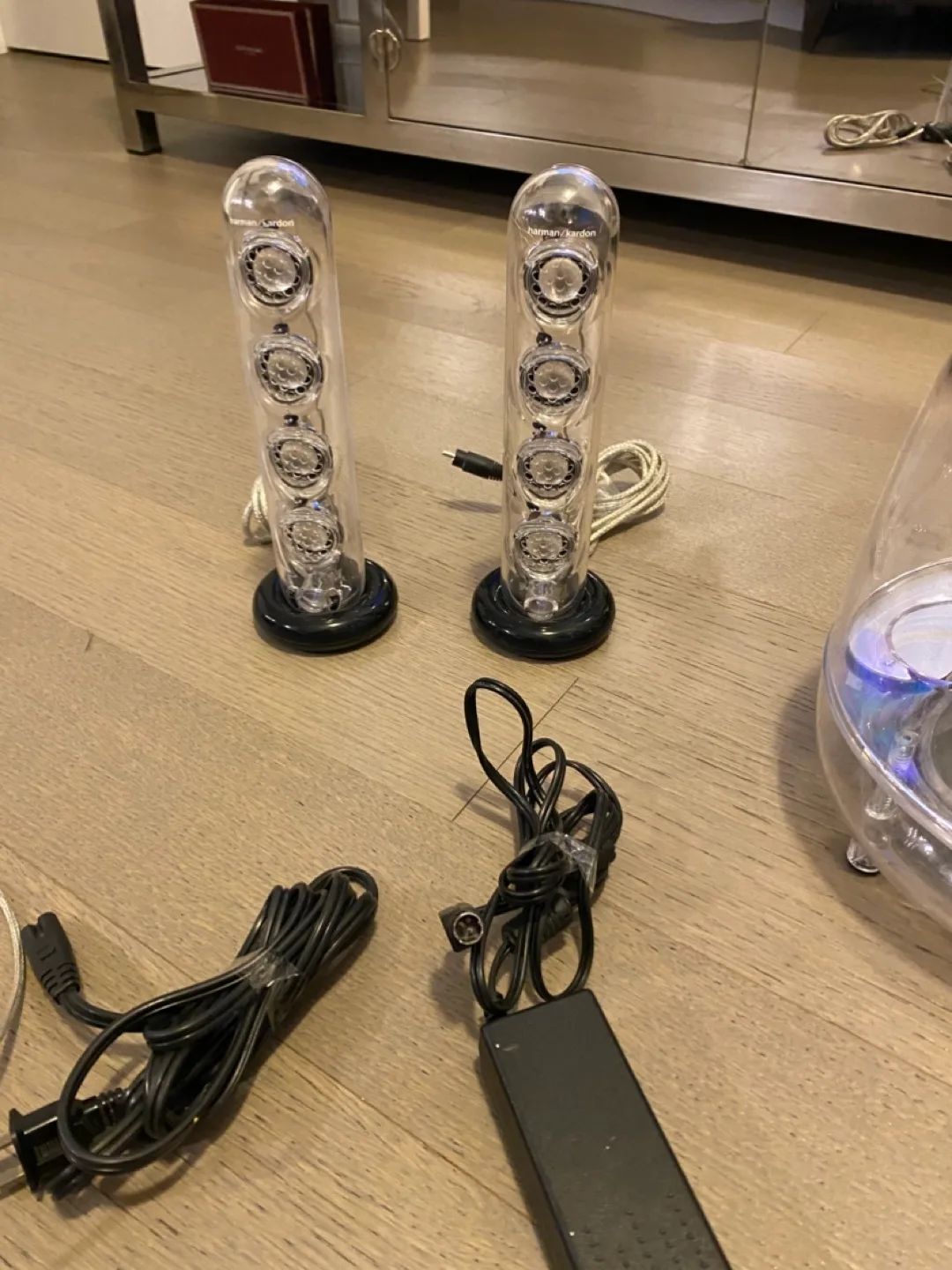 Harman Kardon Soundsticks III 2.1 Speaker System - Clear image indicator(3)