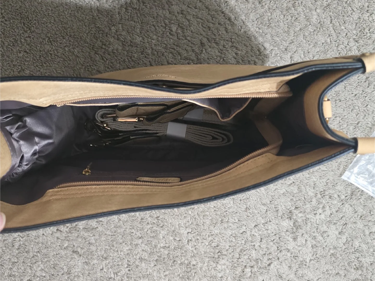 VIVIDORA Tan Crossbody Bag with 3 interchangeable straps image indicator(6)