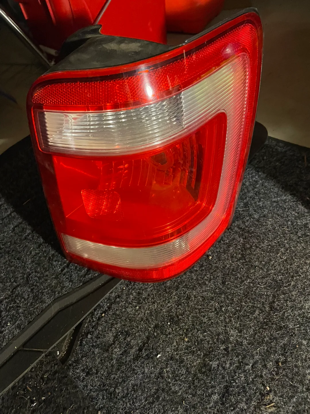 Ford Escape Passenger Side Tail Light thumbnail