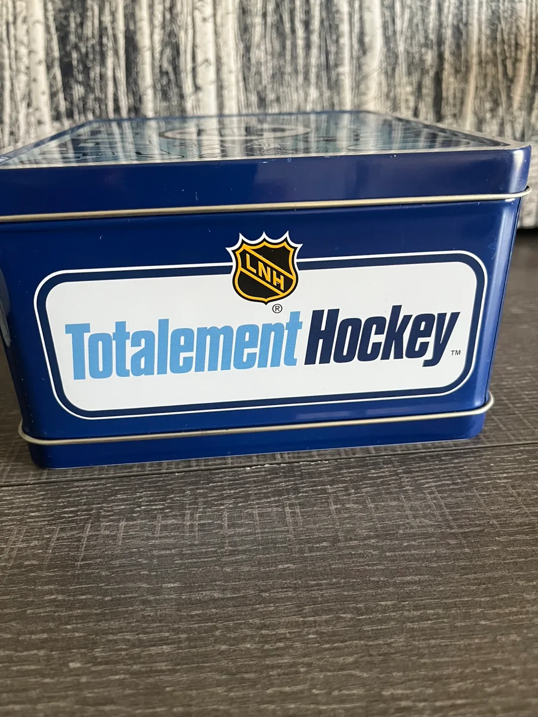 Toronto Maple Leafs Tin Lunch Box image indicator(4)