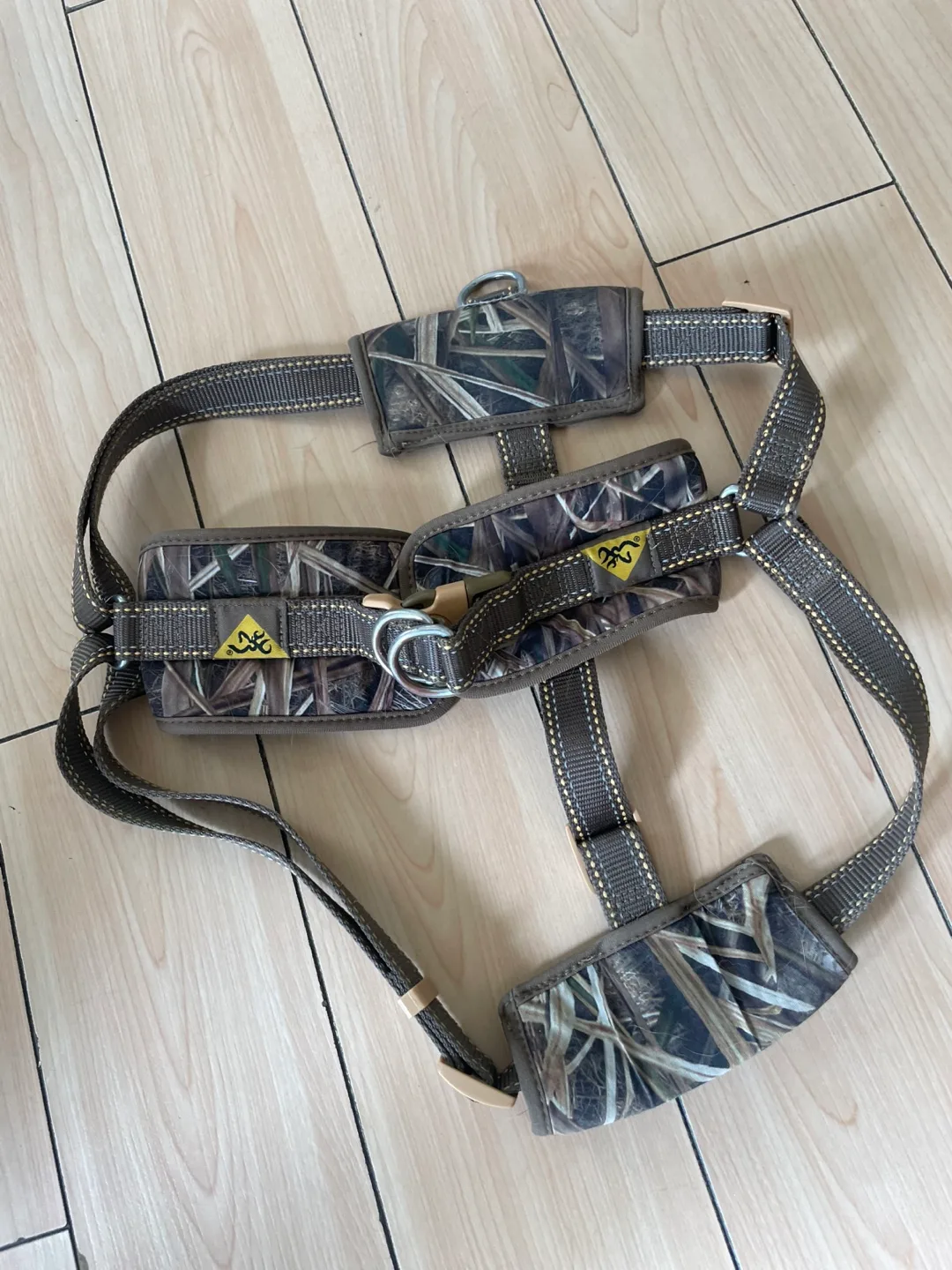 Muddy Outdoors Dog Harness - Realtree Camo image indicator(4)