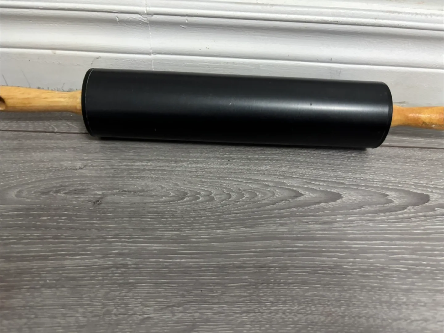 Kitchen Gadgets: Citrus Juice, Rolling Pin, Chocolate Mould thumbnail