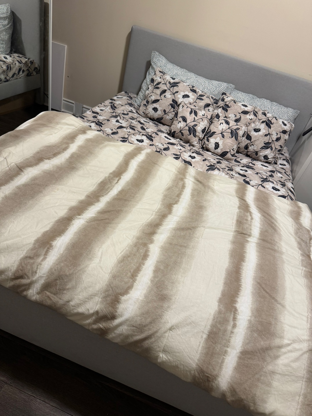 IKEA Queen Bed Frame, mattress, protector, comforter, pillows - photo 2