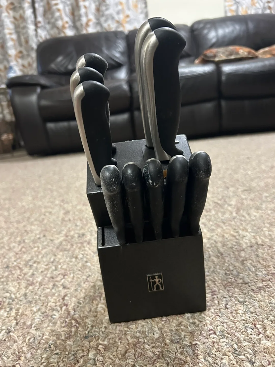 J.A. Henckels International Fine Edge Synergy Knife Block Set thumbnail