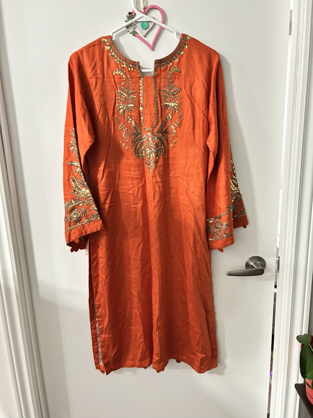 Orange embroidered kurta - photo 2