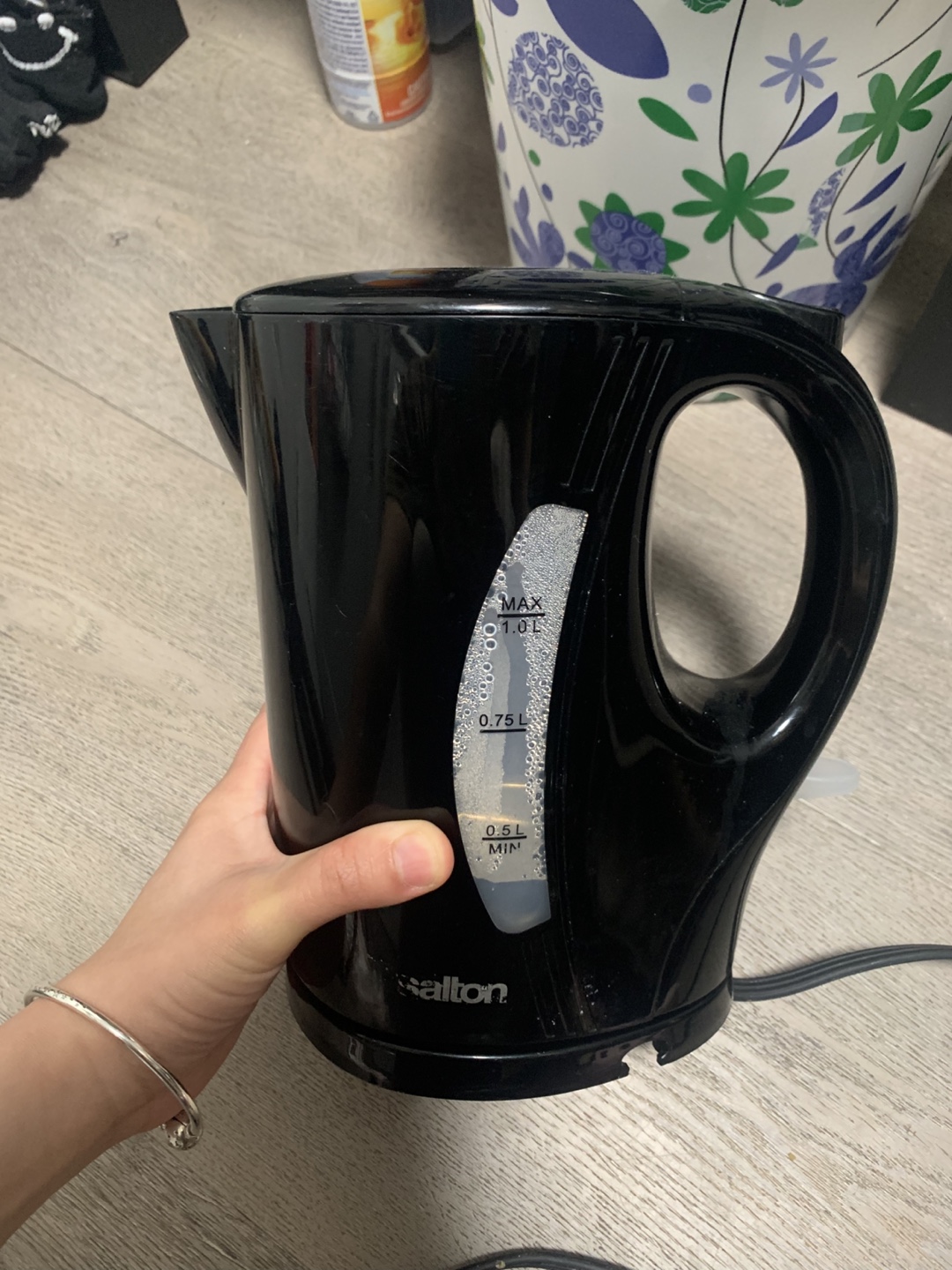 Callton 1L Black Electric Kettle