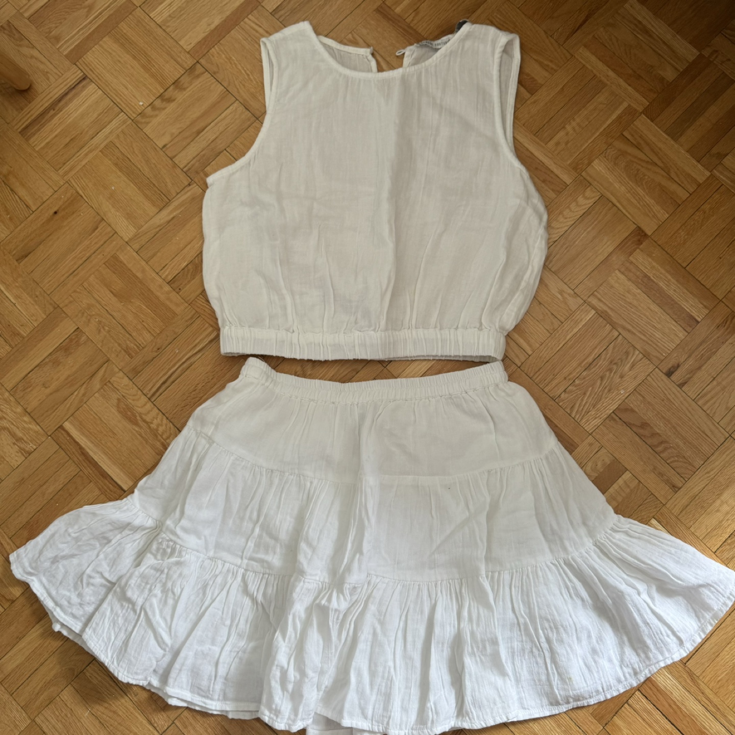 La Classe Couture White Crop Top and Skirt Set