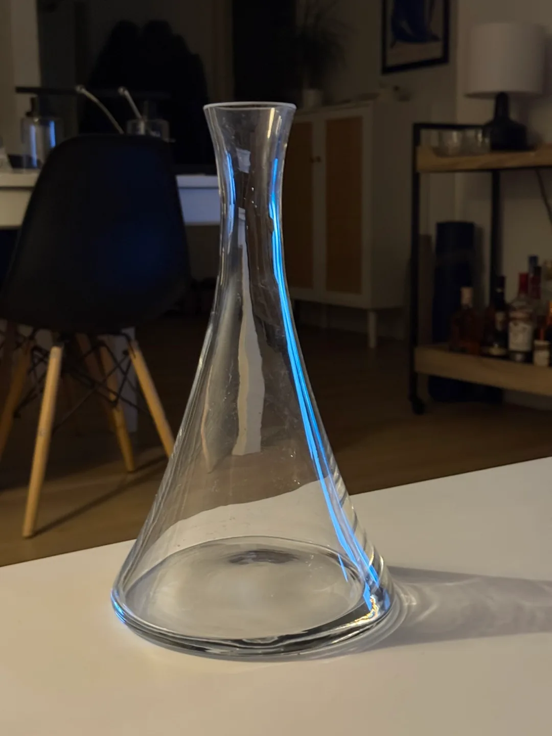 Elegant Glass Wine Decanter thumbnail