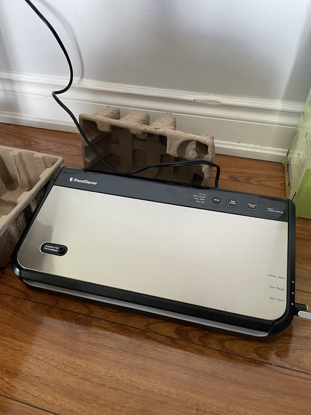 FoodSaver Vacuum Sealer - photo 2
