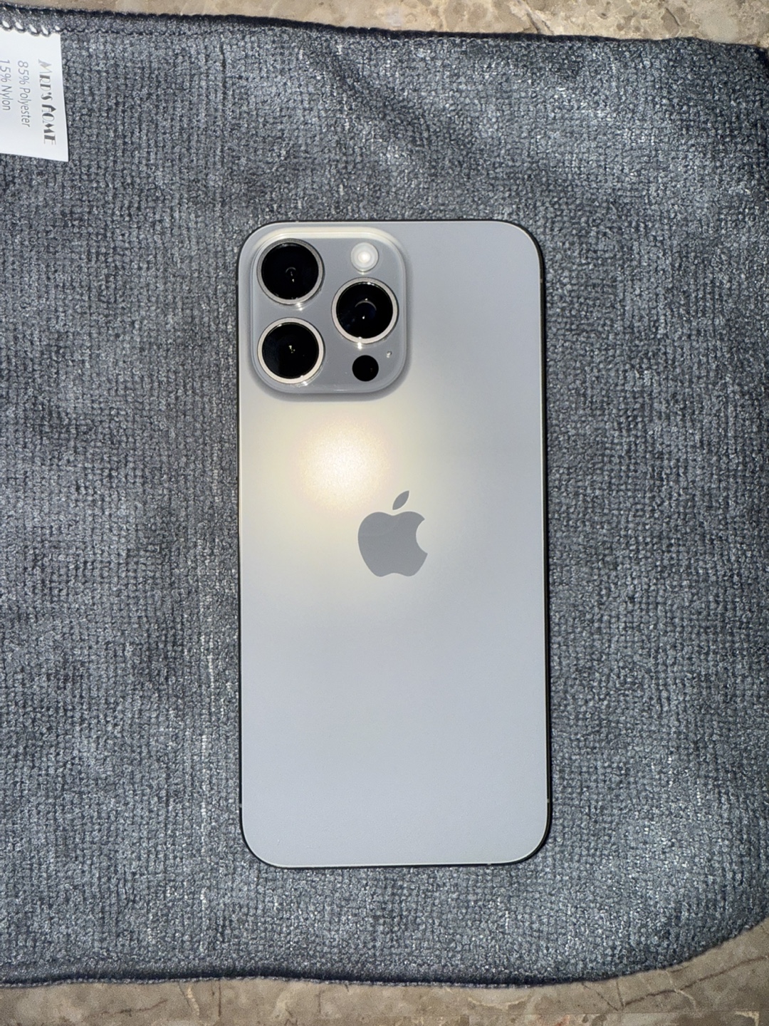 15 Pro Max Natural Titanium 256GB Factory Unlocked