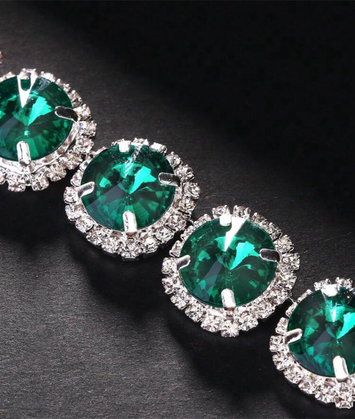 Stunning Emerald Green Crystal Necklace and Earrings Set - photo 2