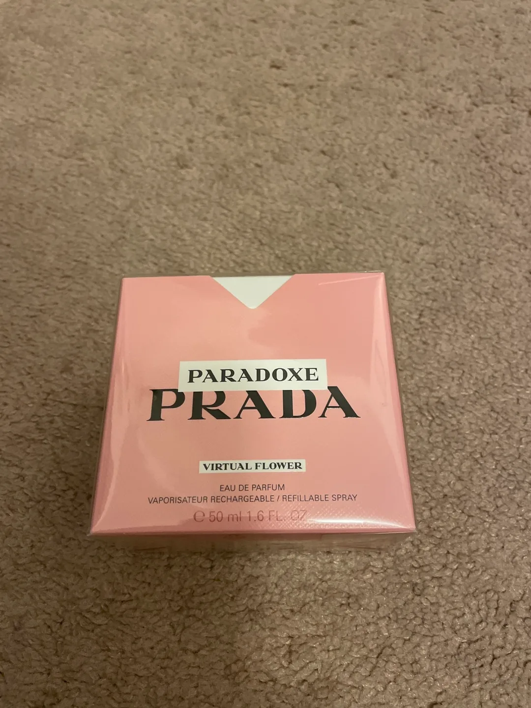 Prada Paradoxe Virtual Flower Eau de Parfum 50ml thumbnail