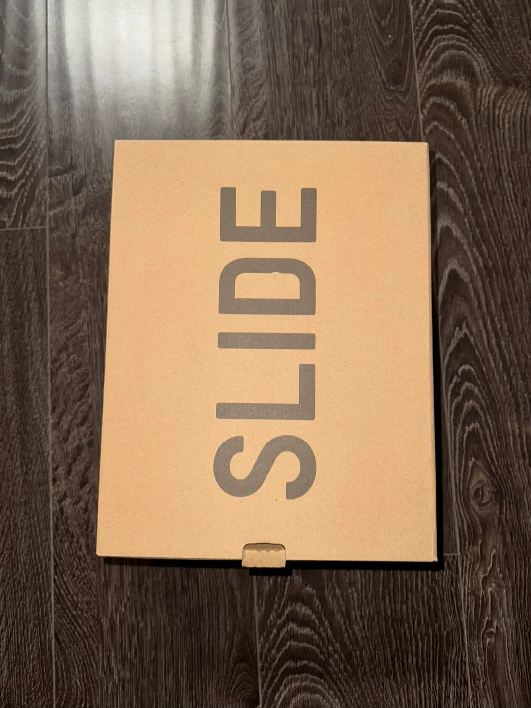 Yeezy Slide Size 9 image indicator(3)