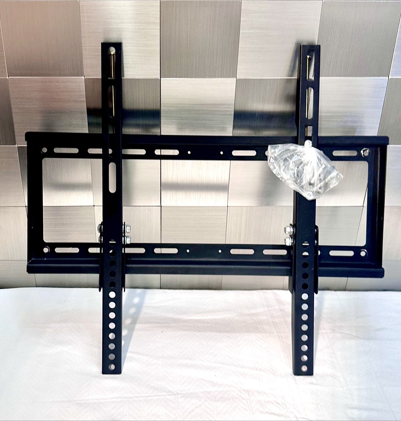 TV Wall Mount Bracket - photo 2