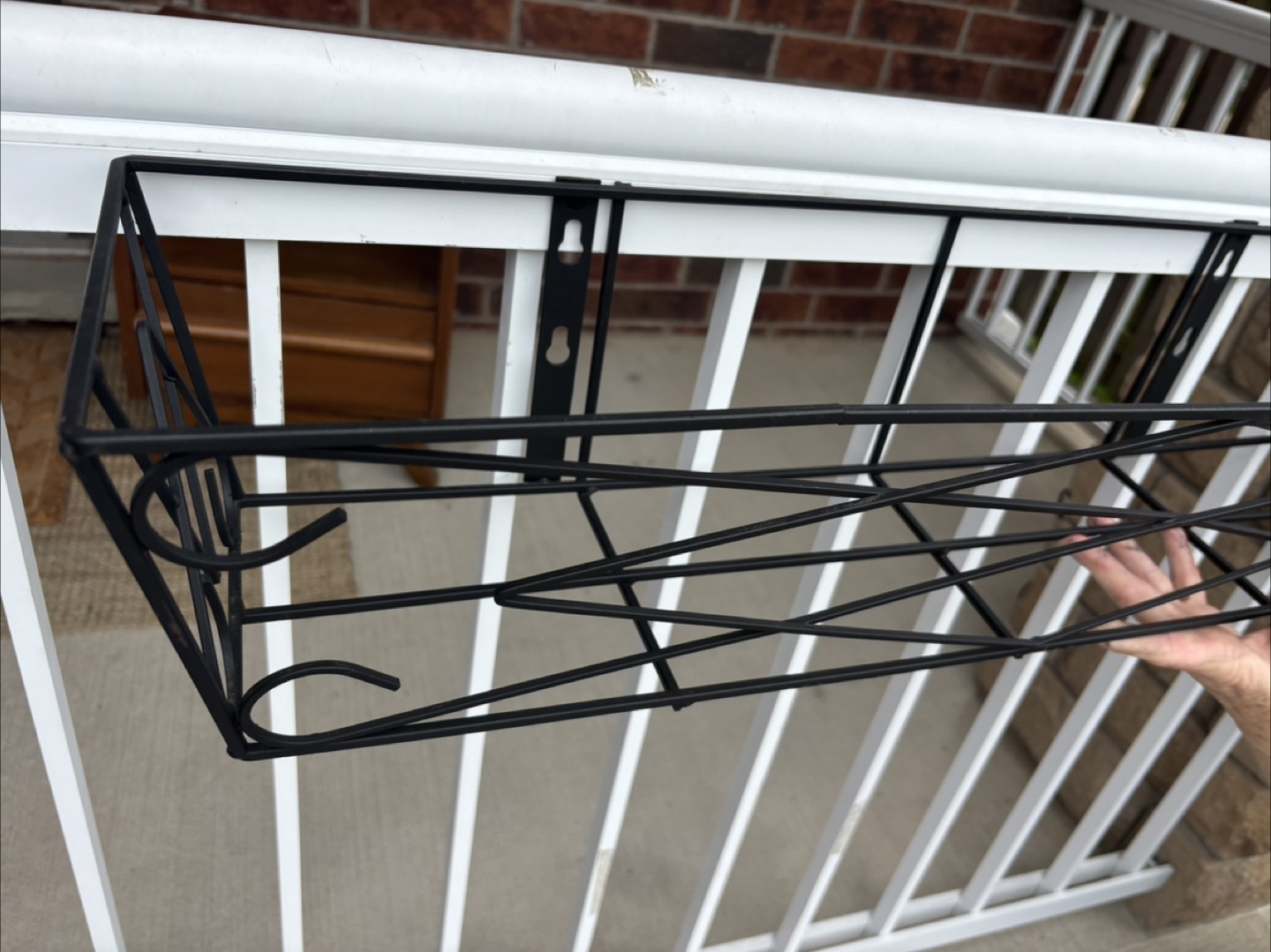 Gorgeous cast aluminum planter boxes $25 each! - photo 4