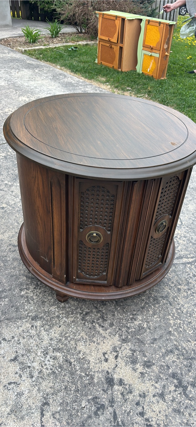 70s circular end/ side table