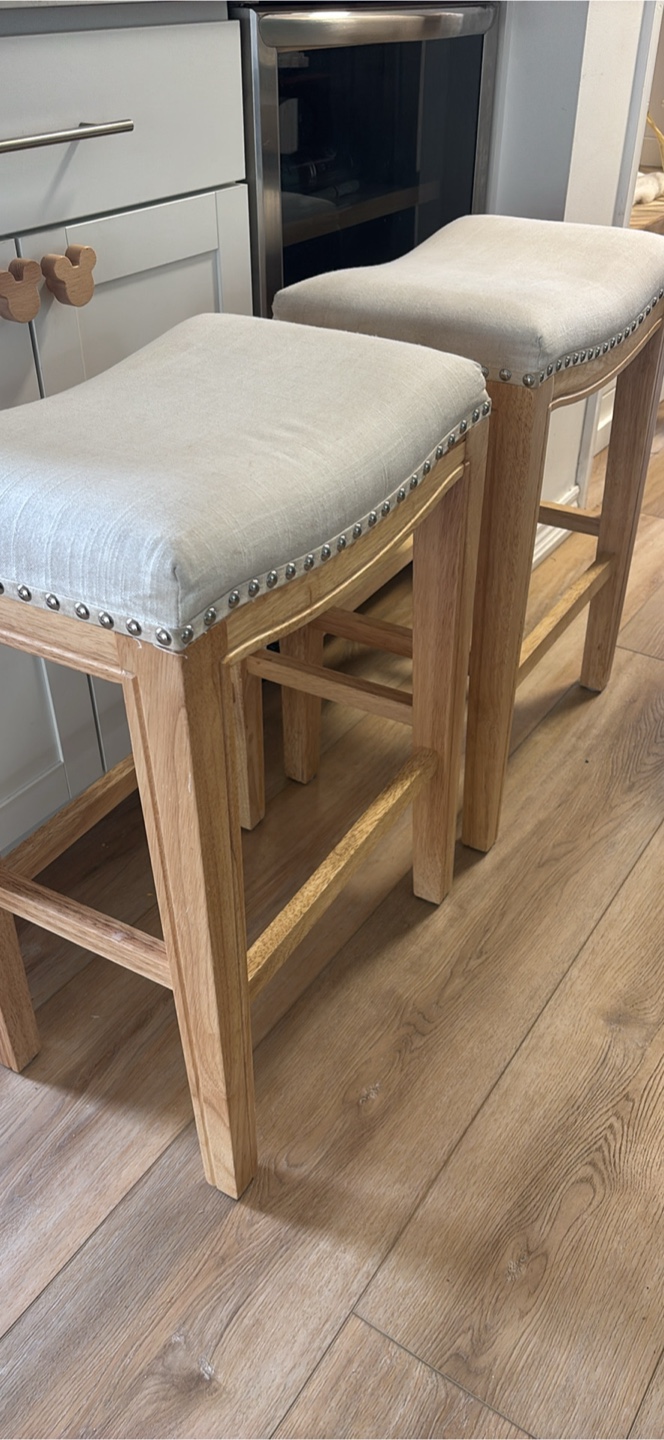Pair of gorgeous sold counter height stools $40 for the pair - photo 3