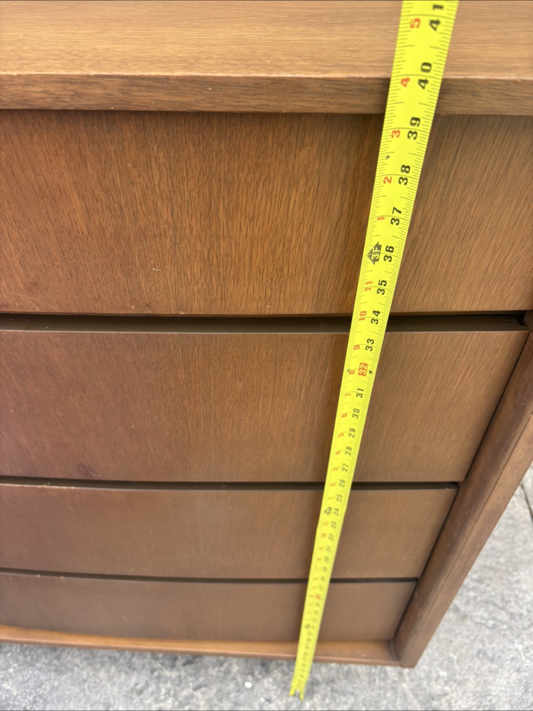 Beautiful Walnut MCM 4 drawer dresser