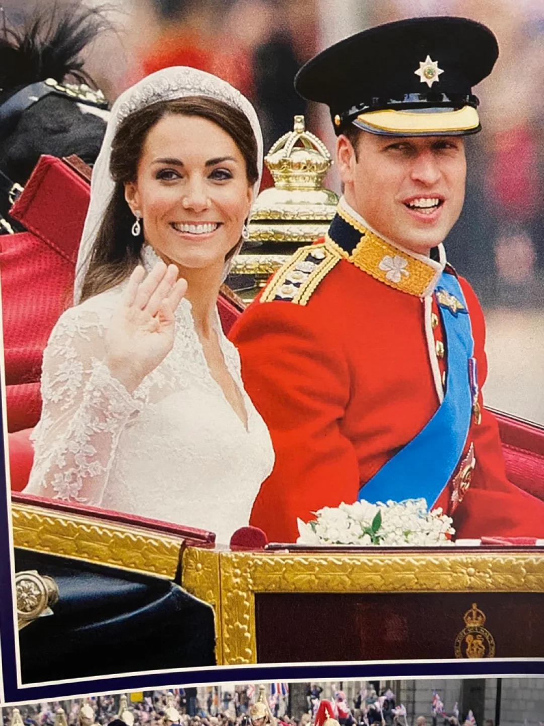 Hello magazine  Royal wedding image indicator(2)