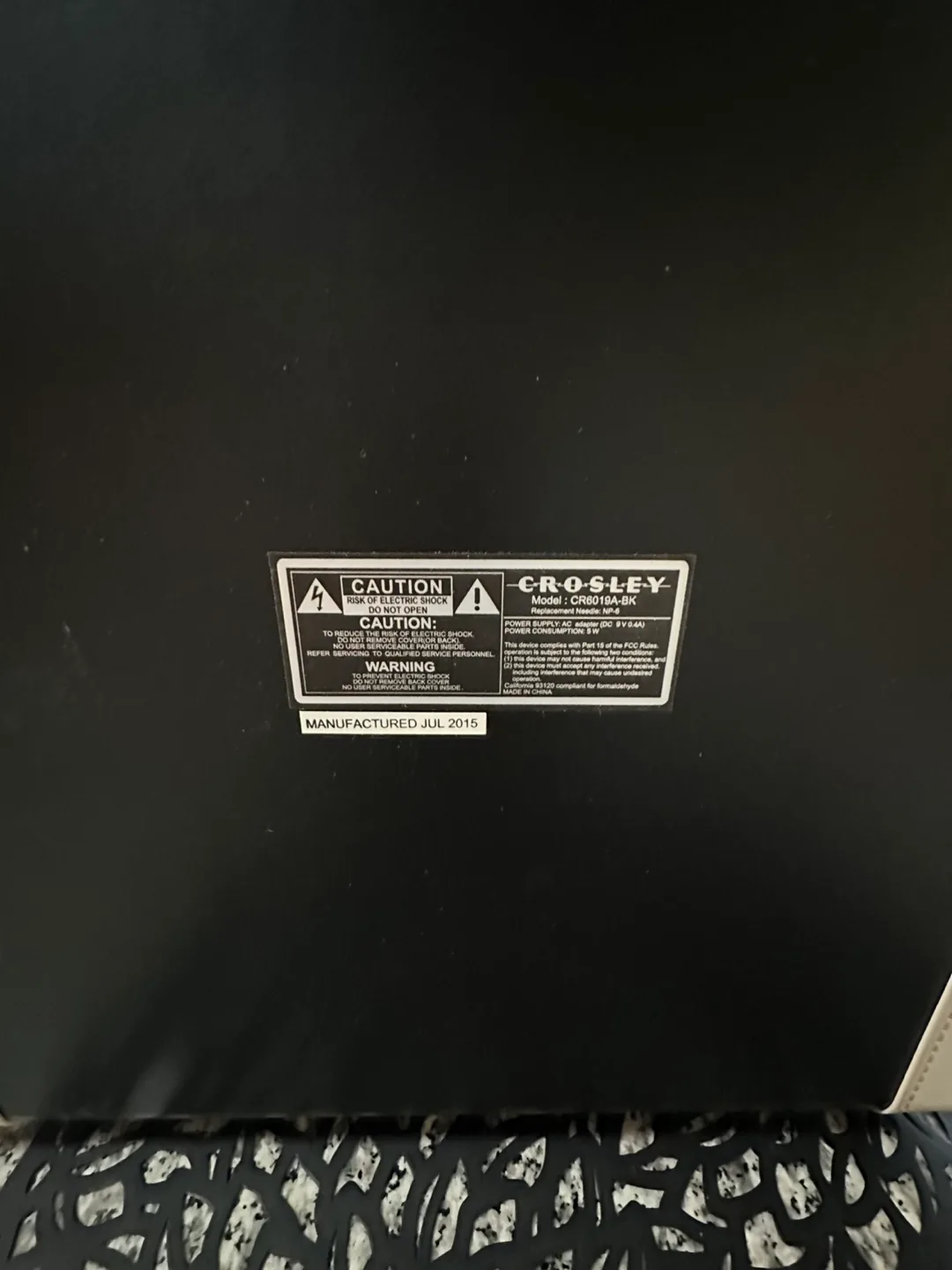 Crosley CR6019A-BK Portable Suitcase Record Player image indicator(5)