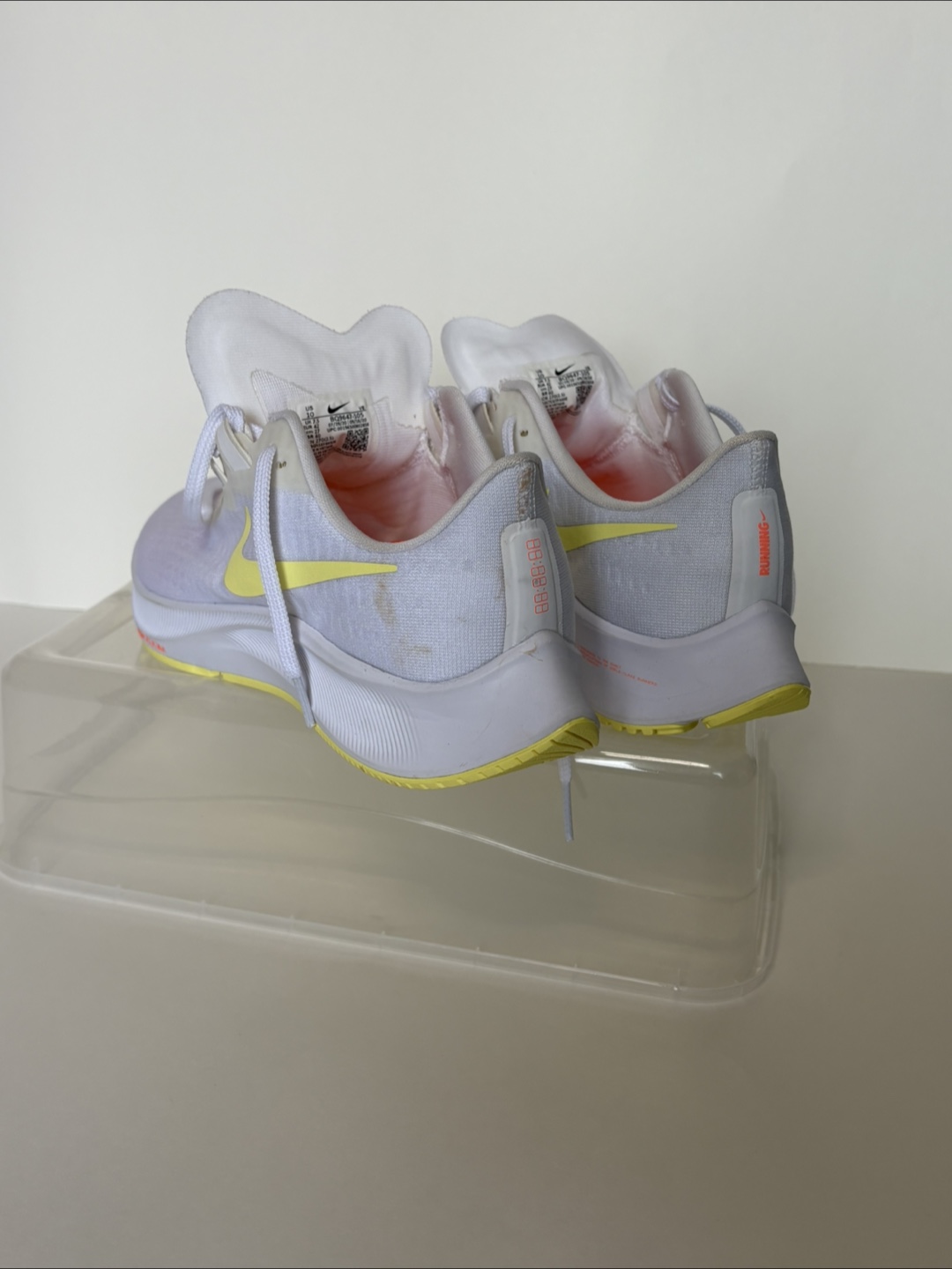 Women’s Nike running shoes - photo 3