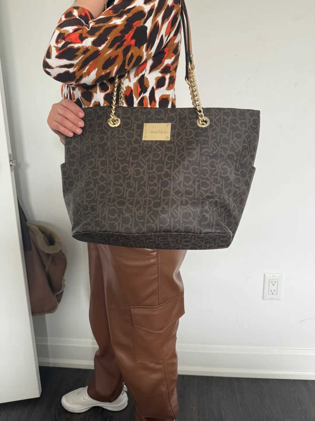 Calvin Klein Brown Monogram Tote Bag image indicator(9)