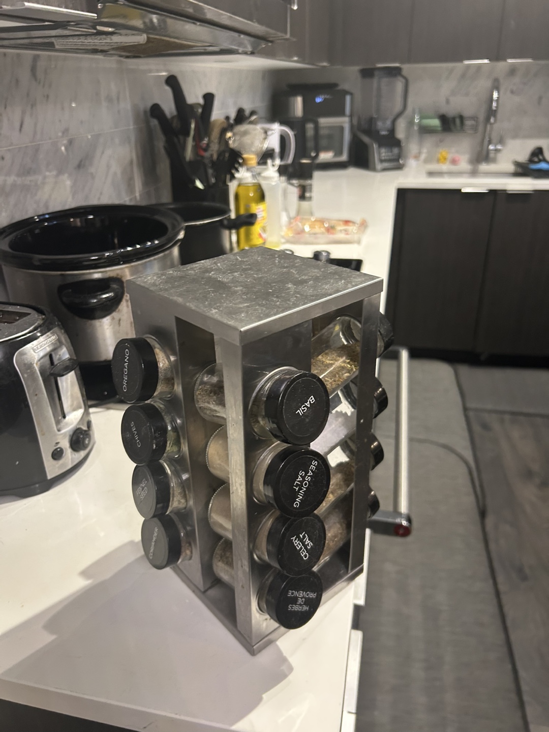 Stainless Steel Spice Rack with 16 Spice Jars