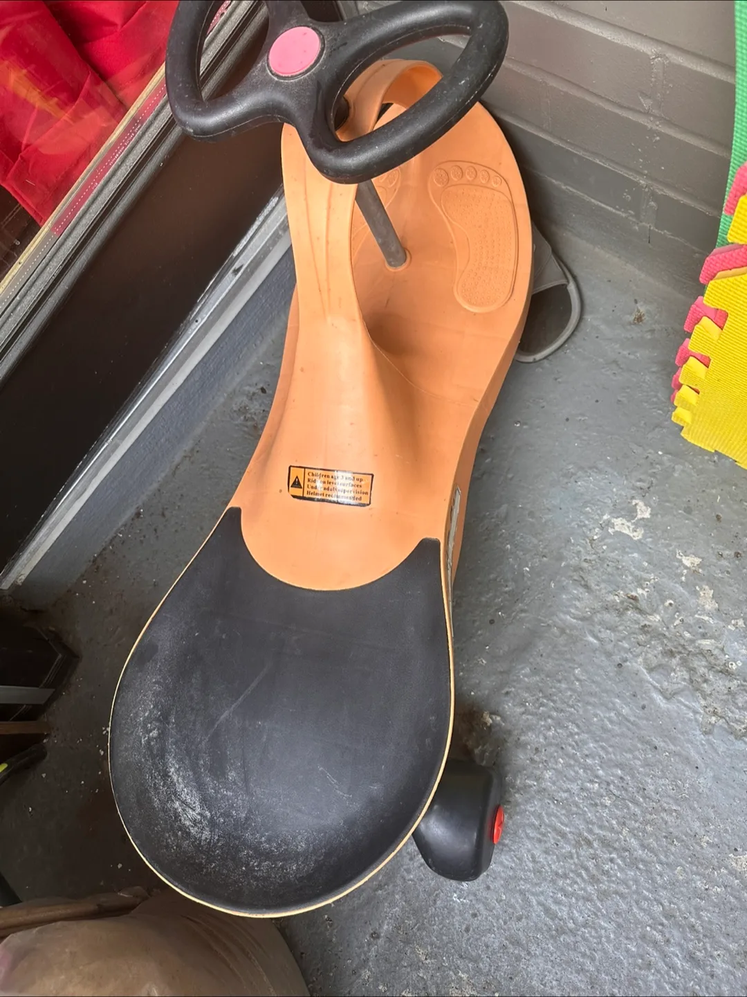 Whizzers Wiggle Car image indicator(3)