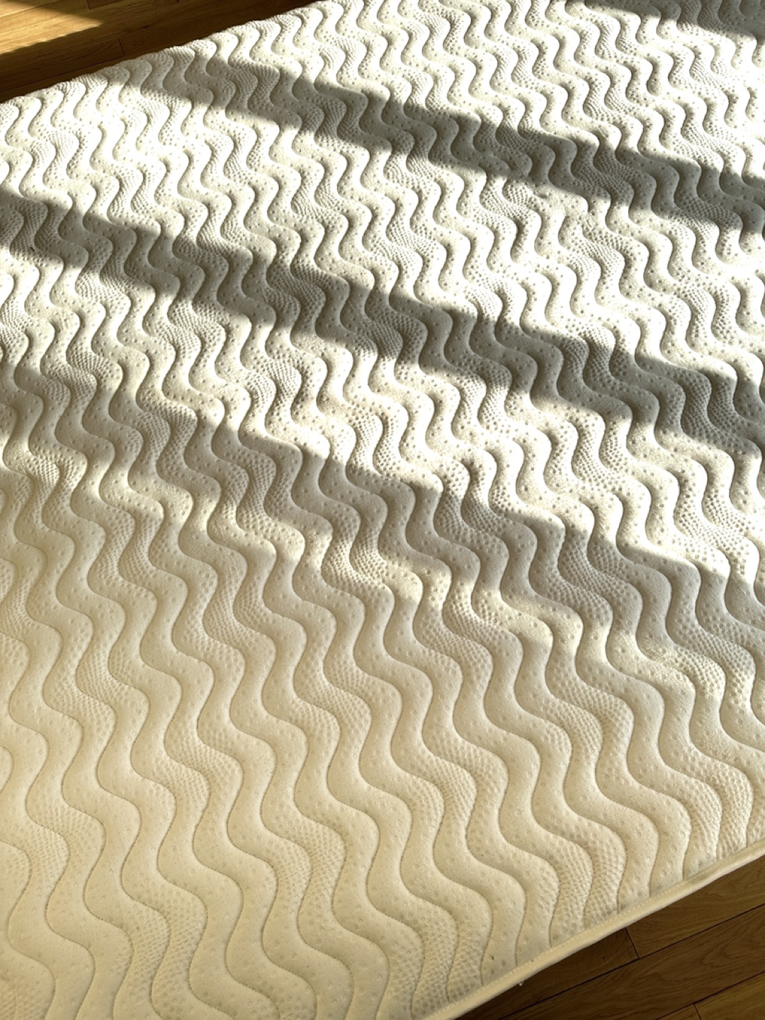 Structube King Size Pillow Top 12“ Mattress (CAN DELIVER) - photo 5