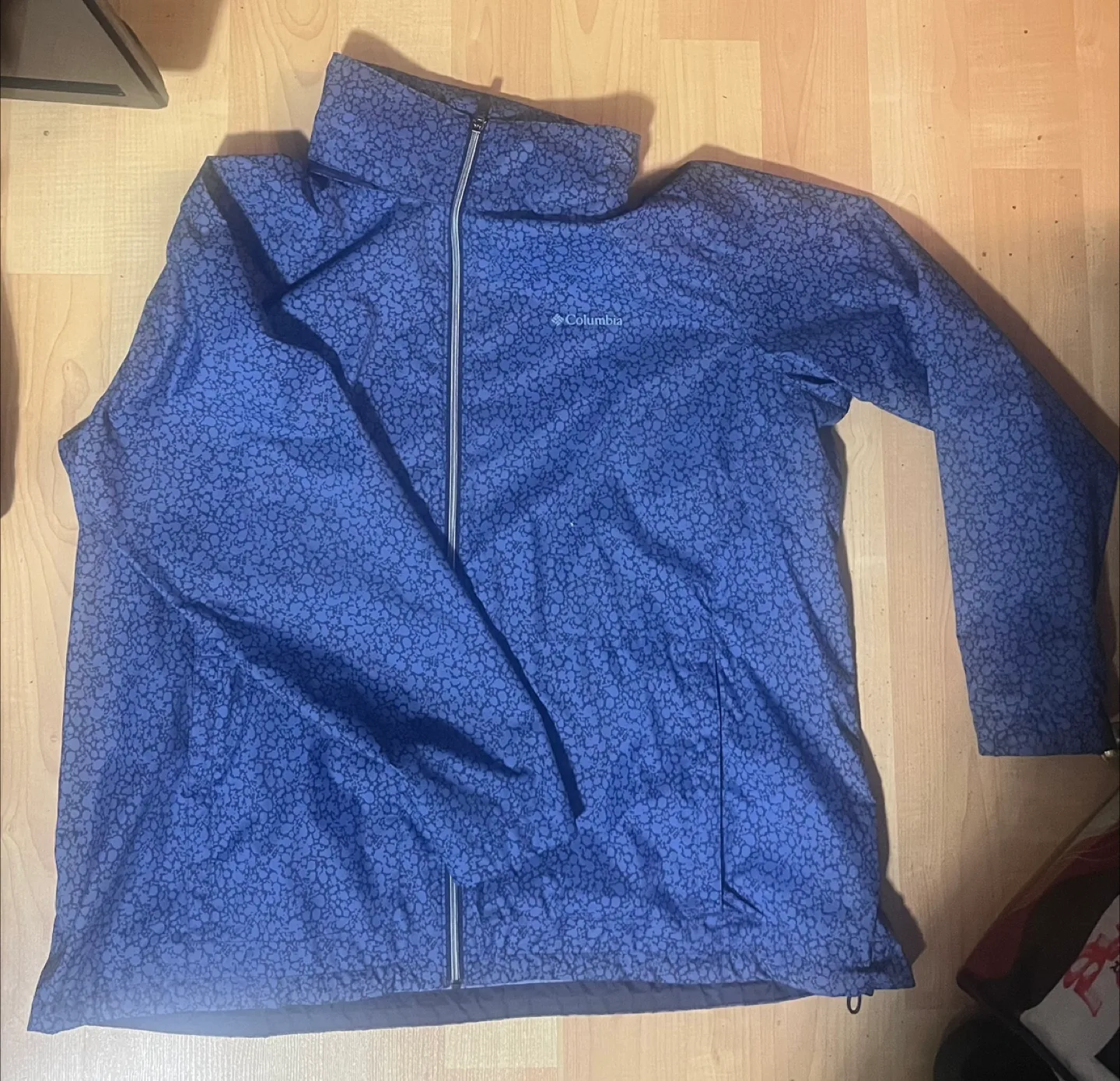 Woman’s Columbia Packable Jacket - Size 3XL image indicator(2)