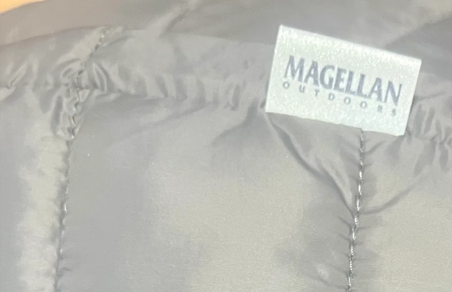 Magellan Outdoors Men's 2XL Puffer Vest image indicator(4)